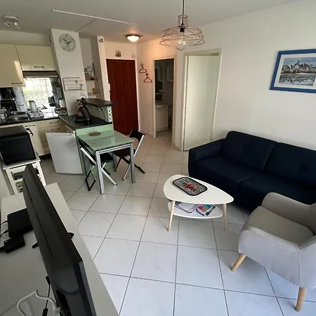Cosy Cocoon Close To The Sea Appartement