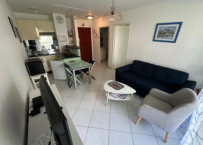 Cosy Cocoon Close To The Sea Apartamento